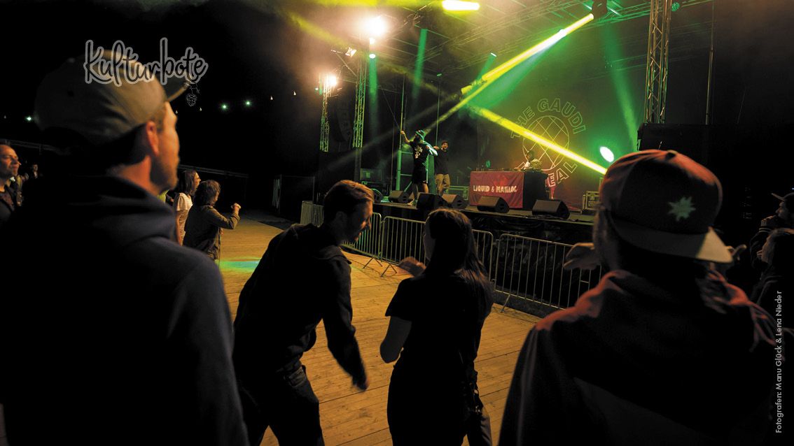 10. September | Liquid & Maniac