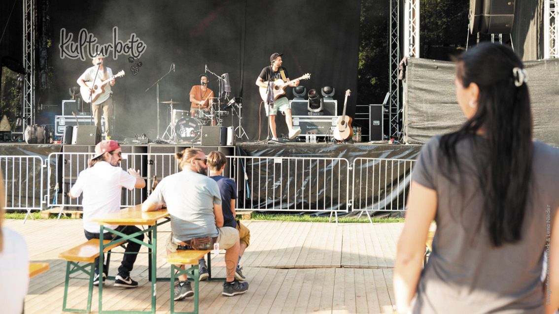 12. September | Dis M