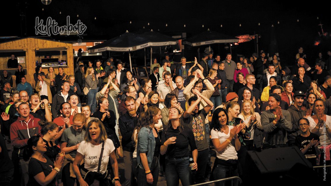 11. September | Django3000